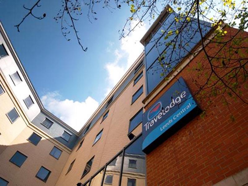 Travelodge Leeds Central Экстерьер фото